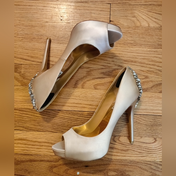 Badgley Mischka Kiara platform heels, sz 8 - Picture 2 of 9